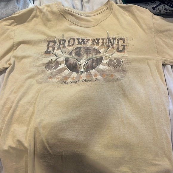 Super cute graphic tee - Picture 1 of 3